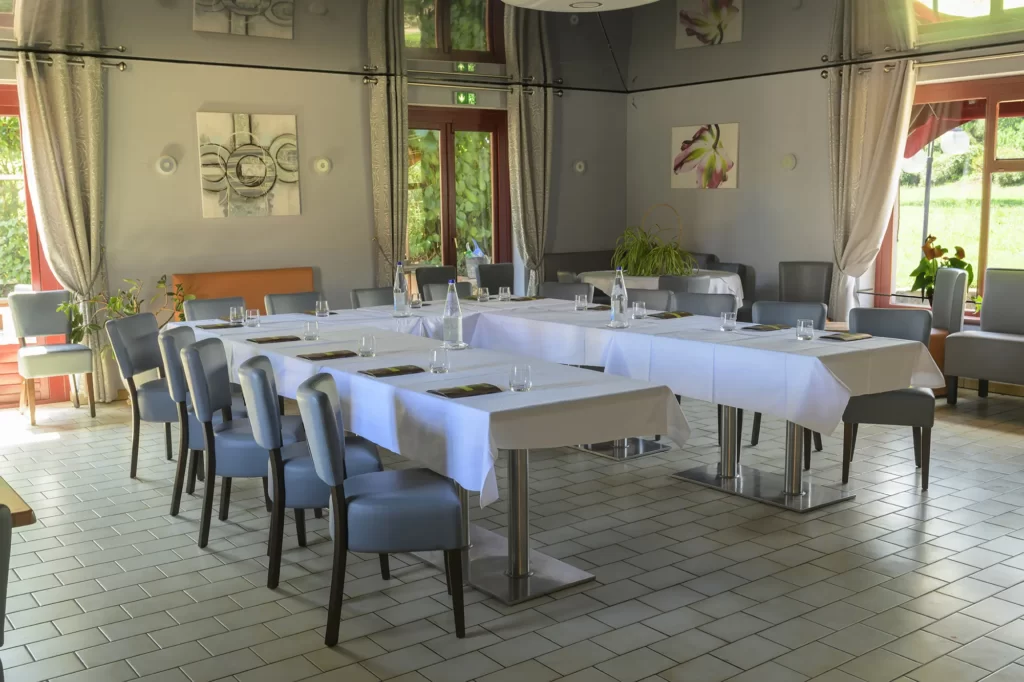 relais-alsace-hotel-restaurant-rouffach-20-salle-de-seminaire